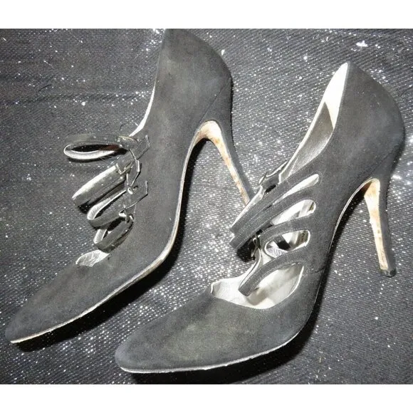 Manolo Blahnik Black Italian Suede Leather MaryJane Buckle pumps sz 38.5 or  8.5