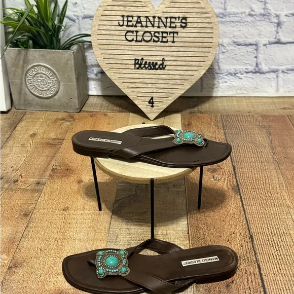 Manolo Blahnik Brown Leather Sandals Flats Turquoise Colored Bead Detail Size 40