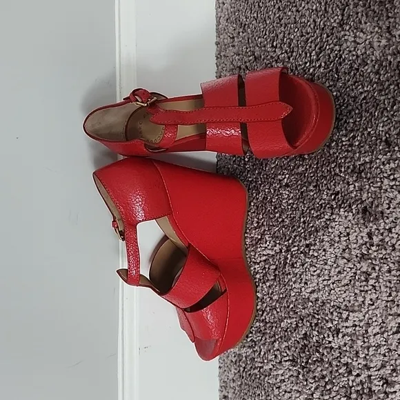 Marc by Marc Jacob's red cracked leather platform wedge shoes-37.5