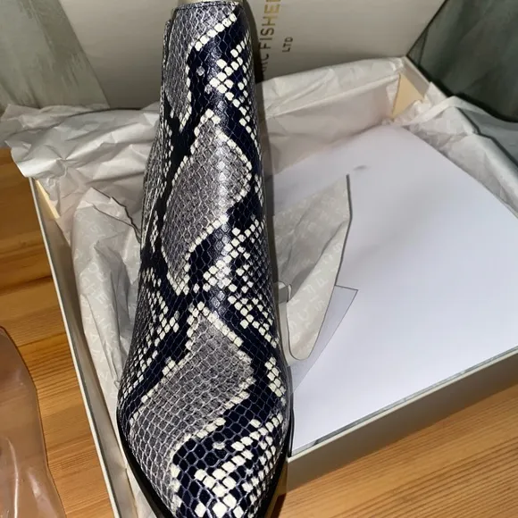 Marc fisher Alva snake boots