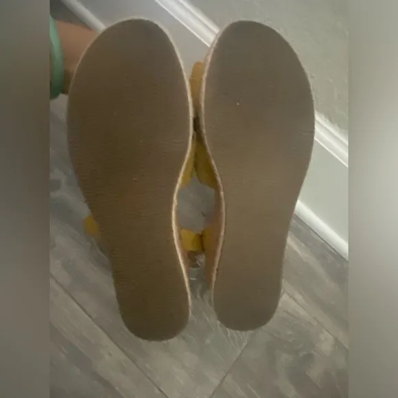 Marc Fisher Carlin 2 Yellow Wedge Sandals Ankle straps Women’s Size 8 Cork
