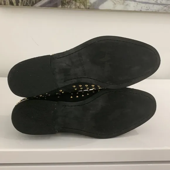 Matiko “Oliver” Studded Lace Up Booties size 9