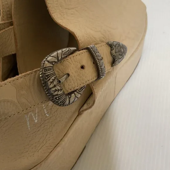 Matisse Embossed Wedge Sandals Western Leather Beige Platform Made in Brazil Sz9