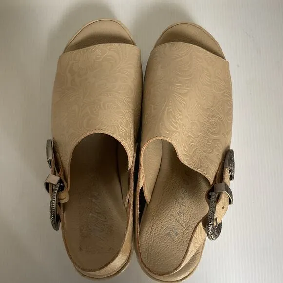 Matisse Embossed Wedge Sandals Western Leather Beige Platform Made in Brazil Sz9