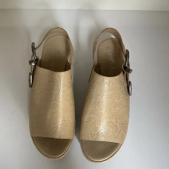 Matisse Embossed Wedge Sandals Western Leather Beige Platform Made in Brazil Sz9