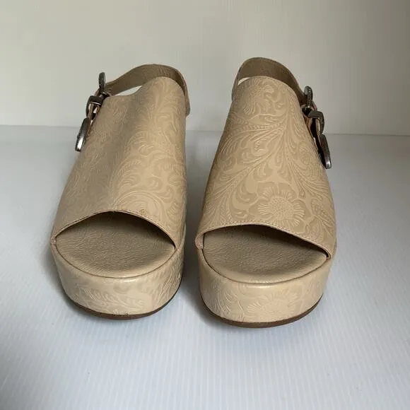 Matisse Embossed Wedge Sandals Western Leather Beige Platform Made in Brazil Sz9
