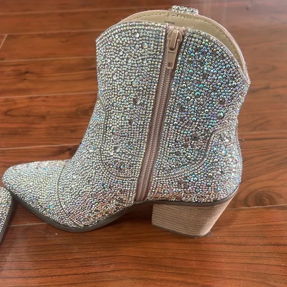 Matisse Harlow Shayne Rhinestone Western Cowboy Boots