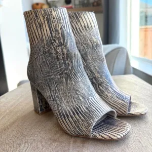 Matisse Melaney Peep Toe Ankle Boots Reptile Print Leather Block Heel 6.5 Trendy