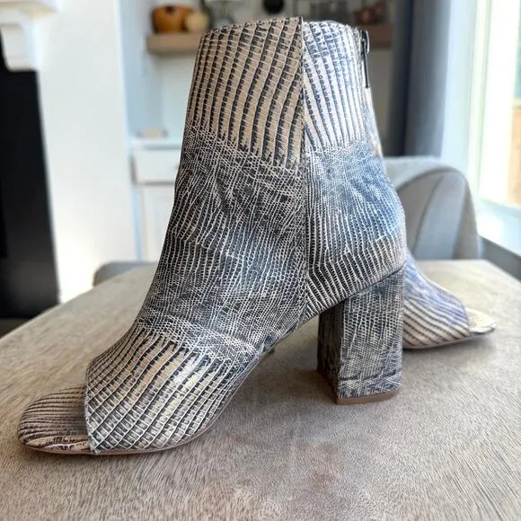 Matisse Melaney Peep Toe Ankle Boots Reptile Print Leather Block Heel 6.5 Trendy