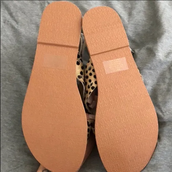 Matisse Whistler leopard fur Criss Cross Sandals