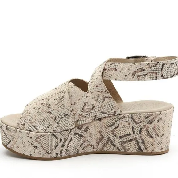 Matisse x Amuse Society Runaway Snakeskin Platform Ledge Sandals Sz 8