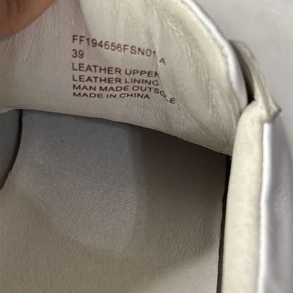 Maud Frizon Women’s Sneakers Shoes White Leather Navy Strap Size EU39/ US 9