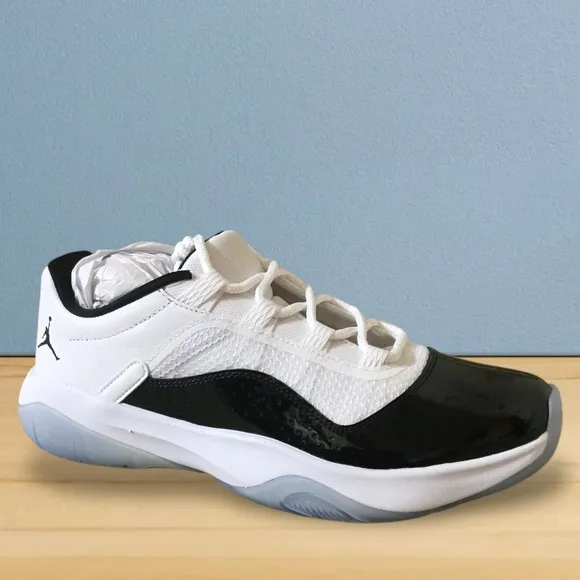 Men’s Air Jordan 11 CMFT Low Concord