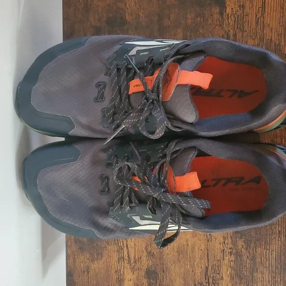 Mens Altra Lone Peak Hiking Shoes Size 7.5 Black Green Orange
