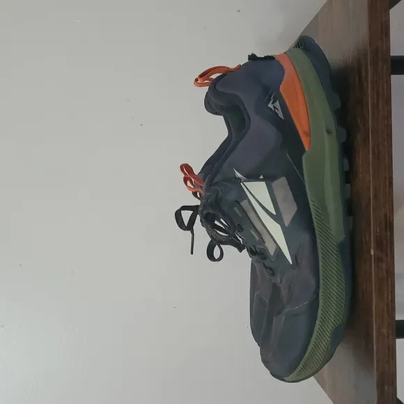 Mens Altra Lone Peak Hiking Shoes Size 7.5 Black Green Orange