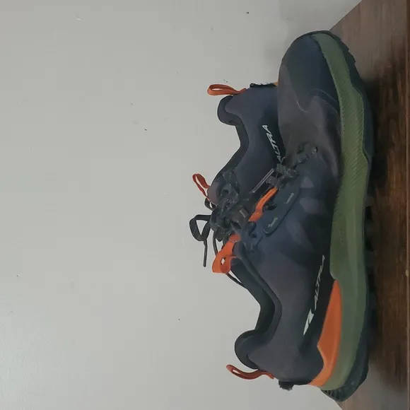 Mens Altra Lone Peak Hiking Shoes Size 7.5 Black Green Orange
