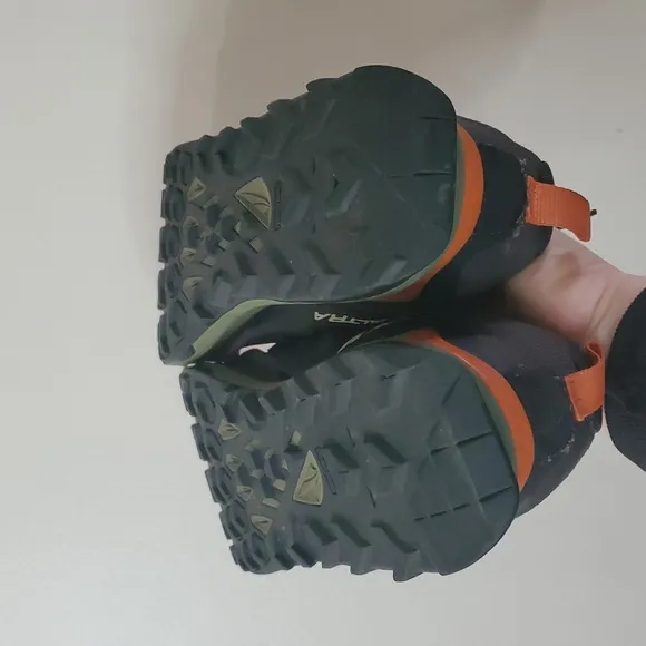 Mens Altra Lone Peak Hiking Shoes Size 7.5 Black Green Orange