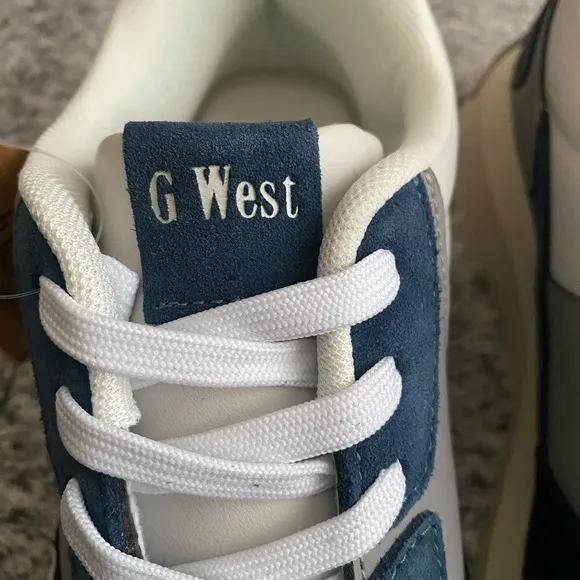 Men’s G West Sneakers, Size 9, NIB