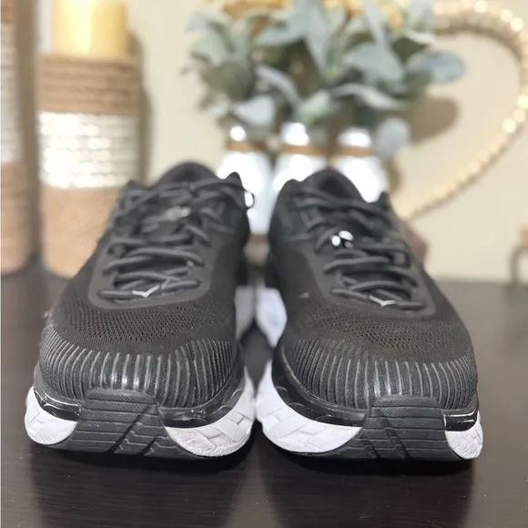 Men’s HOKA Black and White Running Shoes Size 12 2E (wide)