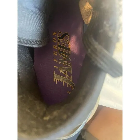 Men's LeBron James XVIII 18 Low Larkes Purple ACG Terra-Size 9-Authenticated‎