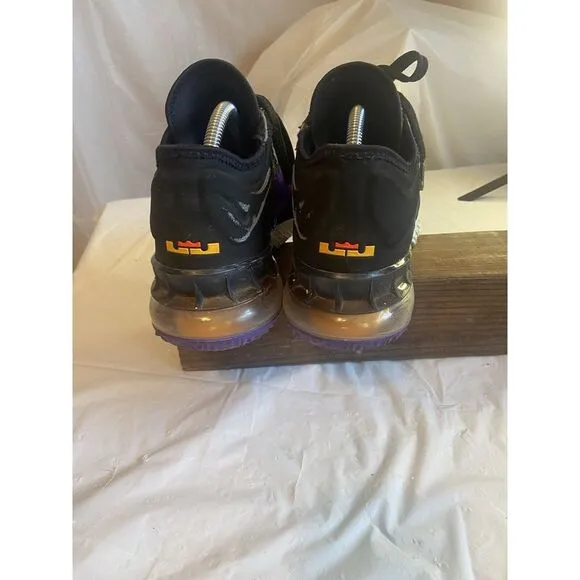Men's LeBron James XVIII 18 Low Larkes Purple ACG Terra-Size 9-Authenticated‎