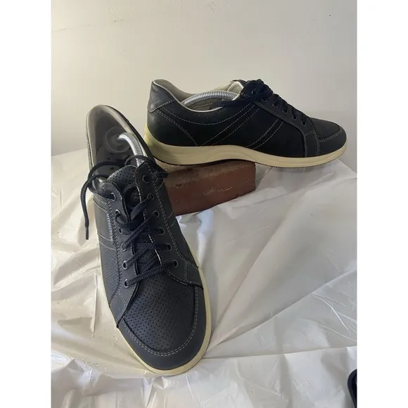 Men's Mephisto Hero Perorated Black Leather Run Off Air Jet Sneakers-Size 10