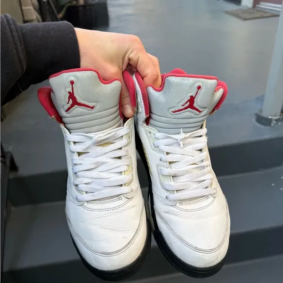 Mens nike jordan 5 size 10 mens jordan 5 mens nike shoes mens jordan shoes NBA