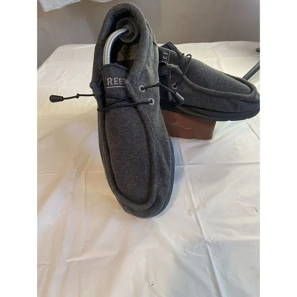 Men's Reef Cushion Coast Dark Gray Shoes-Size 12-Excellent Condition‎