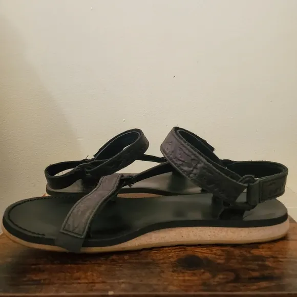 Mens Teva Original Universal Textured Leather Sandals Size 12
