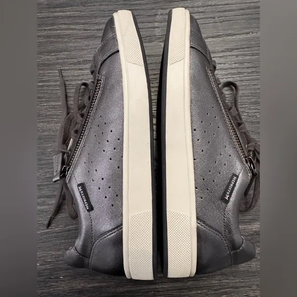 Mephisto Nikita Women’s Metallic Leather Sneakers with Zipper - Size 6.5