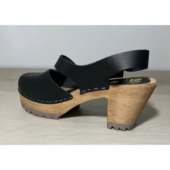 MIA Abba clog sandals Black Size 9