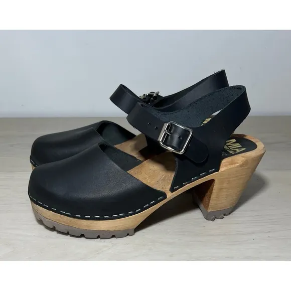 MIA Abba clog sandals Black Size 9