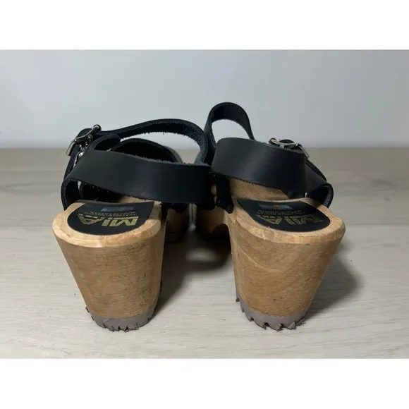 MIA Abba clog sandals Black Size 9