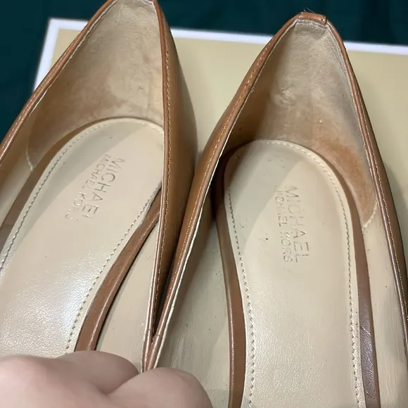 Michael Kors Antoinette Leather Pump- size 7.5