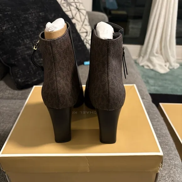 Michael Kors Black and Brown Women's Ankle Boots