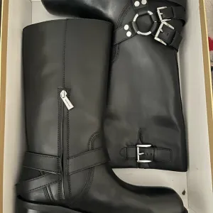 Michael Kors Black Crosby Moto Boot - Size 10