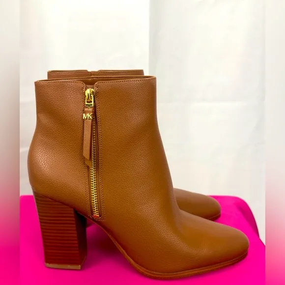 Michael Kors - Britt Ankle Boot, Stacked Wood Heel/ Pebbled Luggage Brown 11M