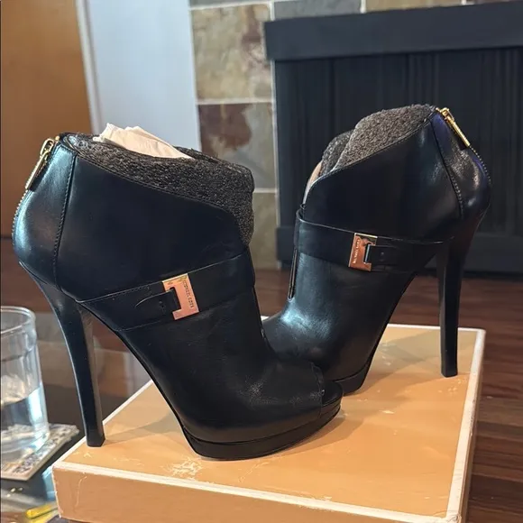 Michael Kors Guiliana Peep Toe Booties