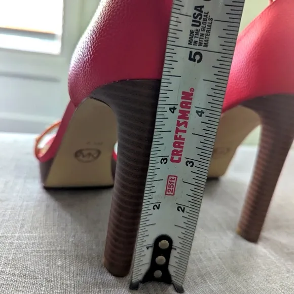 Michael Kors Margot Platform Tumbled Faux Leather Size 8.5 M