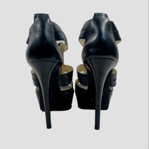 MICHAEL Michael Kors Sandals. EUC.  Size 9M.  #S2715