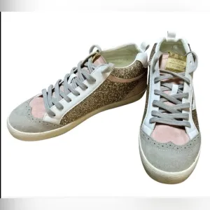 Mi.iM Gold Glitter Sneaker With Star Applique Women’s 8.5 Miracle Miles Design