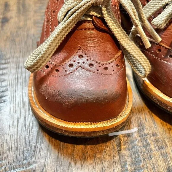Mikoleon Rootbeer Brogue Oxfords 7/7.5 toddler
