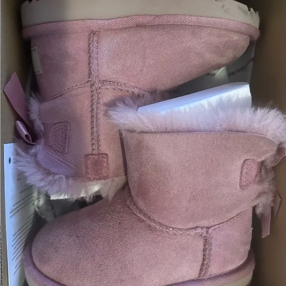 Mini Bailey Bow II Kids