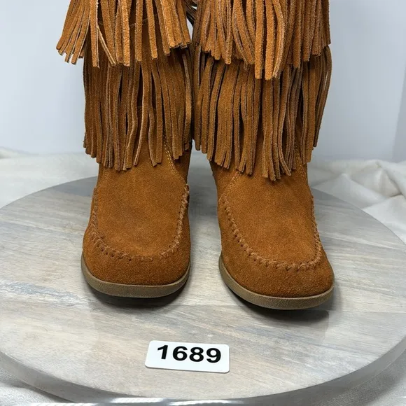 Minnetonka Fringed Suede Wedge Boots - Tan size 9.5