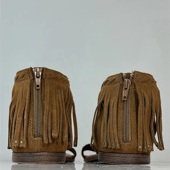 Minnetonka Savona Boho Zip Back Fringe Sandals Size 10 Festival Coachellla