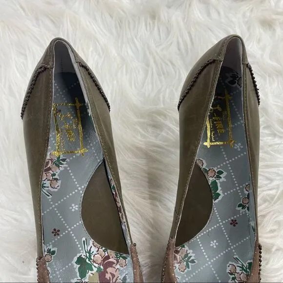 Miss L-Fire Oliver Grey Shabby Chic OxfordPump Heels