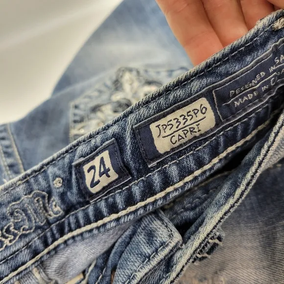 Miss Me Capri Jeans Sz 24 EUC