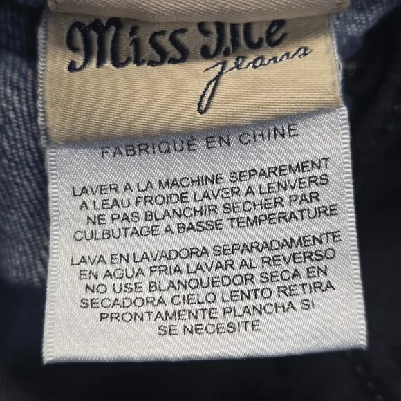 Miss Me Easy Boot Jeans Women's 32x31 Mid-Rise Distressed Embellished Pockets