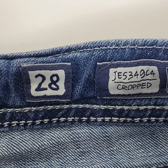 Miss Me embroidered studded rhinestone cropped jeans JE34GC4 size 28