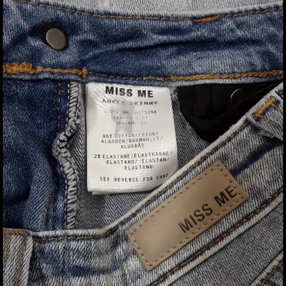 Miss me stud embellished distressed skinny jeans size 25